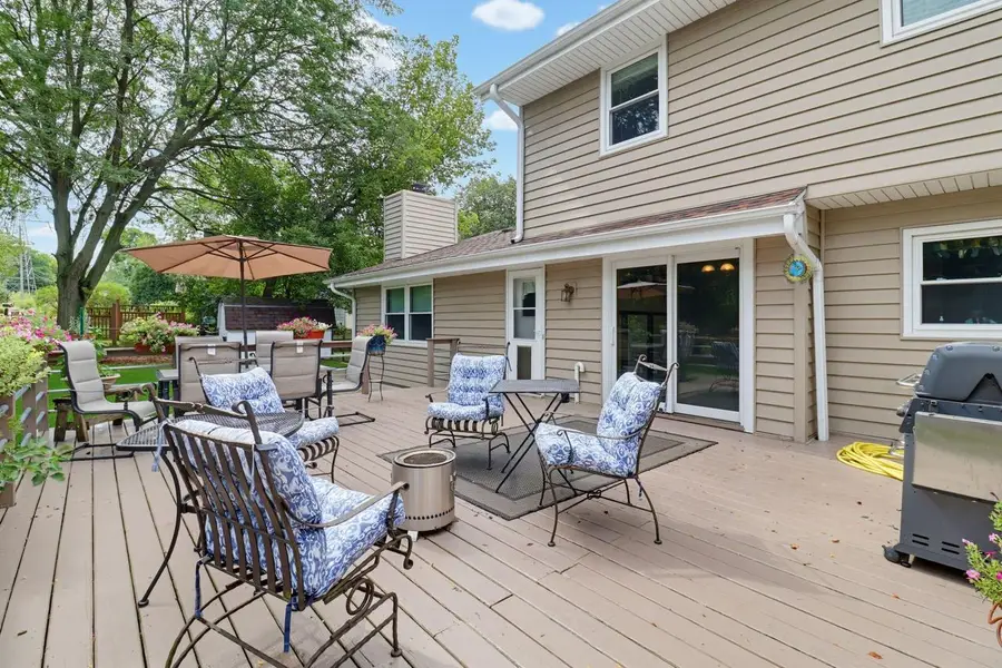 10257 W Spring Green ROAD, Greenfield, WI 53228 - #2