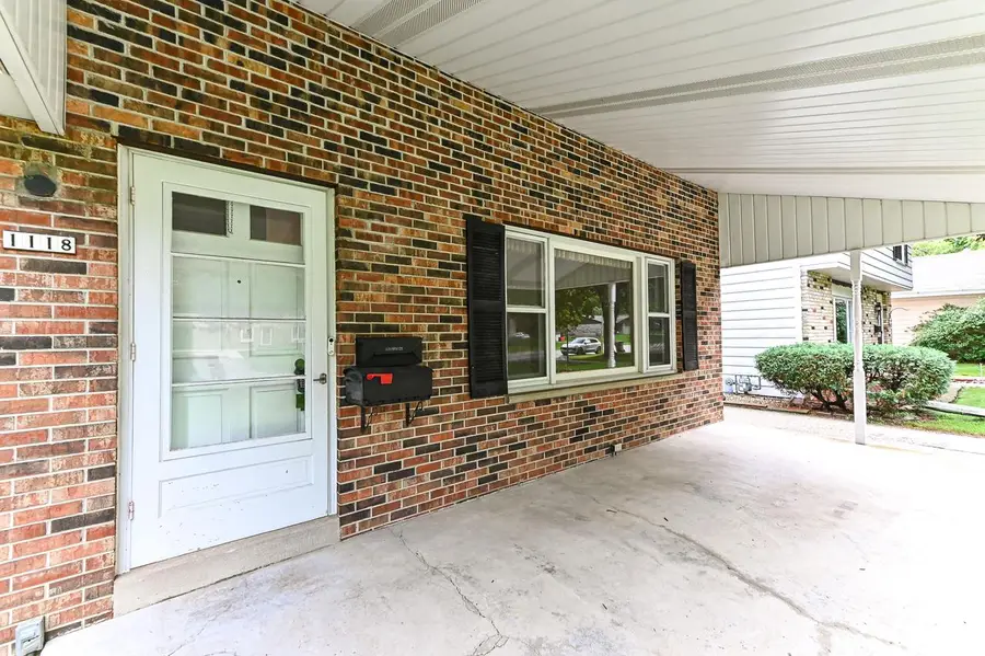 1118 S 124th STREET, West Allis, WI 53214 - #2