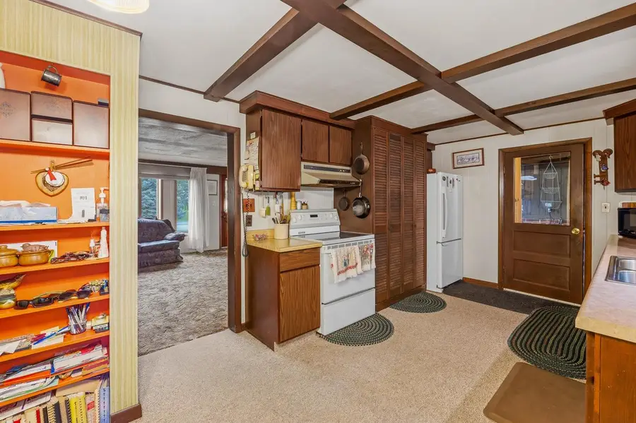 N8448 County Road WW, Mount Calvary, WI 53057 - #3