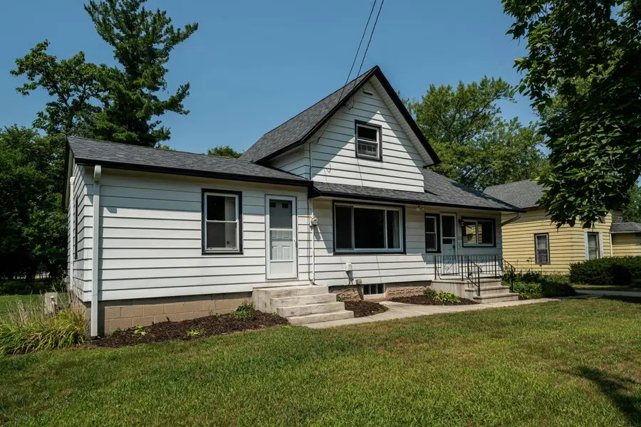 187 S Main STREET, Dousman, WI 53118 - #3
