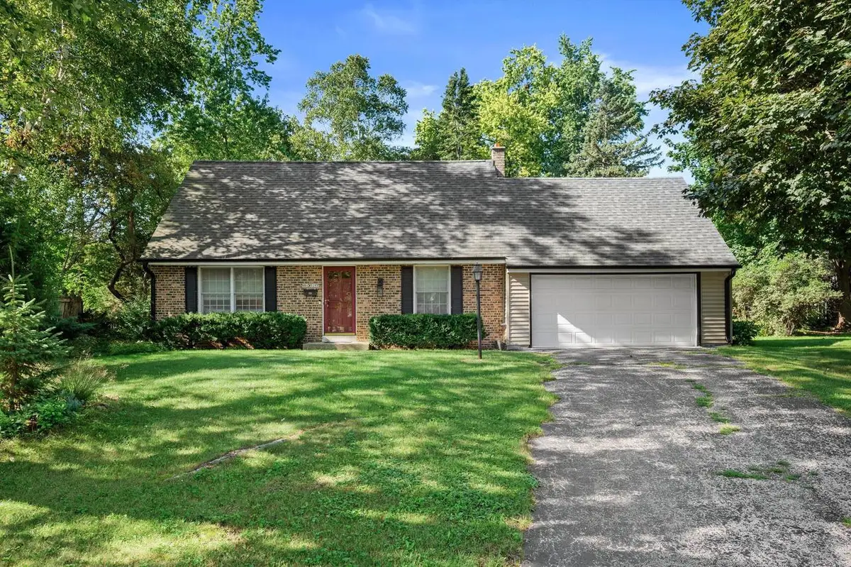 N86W5257 Covington SQUARE, Cedarburg, WI 53012 - #1