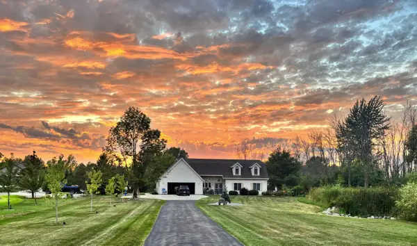 514 N Alverno ROAD, Manitowoc, WI 54220