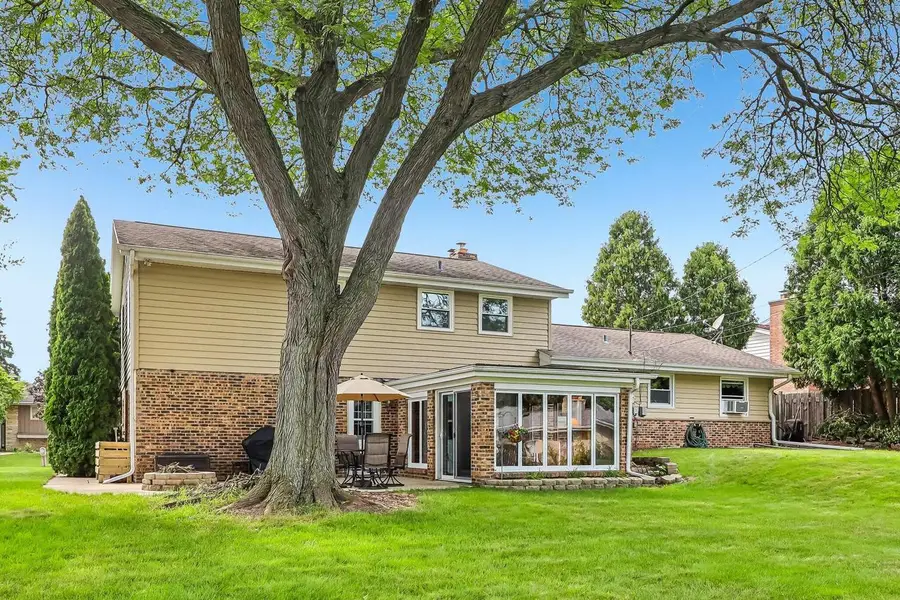 3322 S 121st STREET, West Allis, WI 53227 - #2