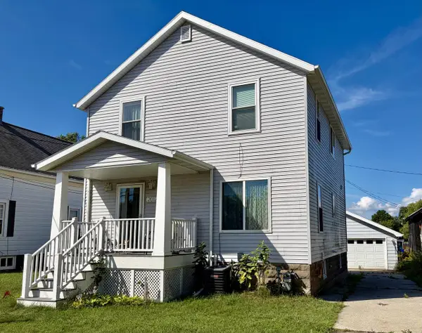 2012 Jackson STREET, Two Rivers, WI 54241