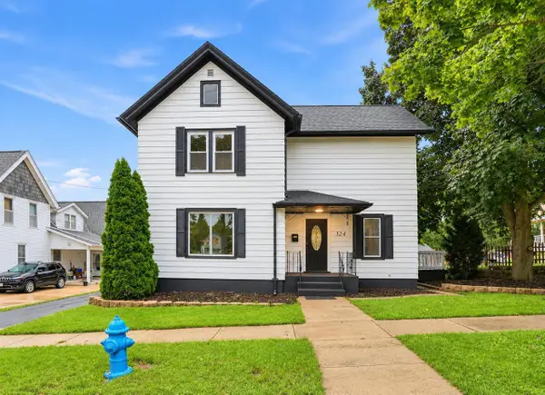 324 Conkey STREET, Burlington, WI 53105