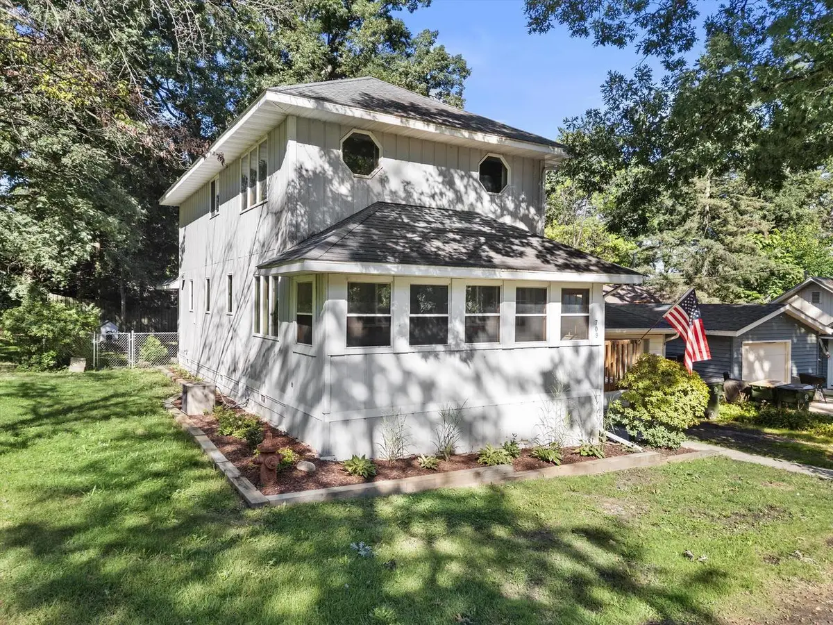 709 Manor DRIVE, Twin Lakes, WI 53181 - #1