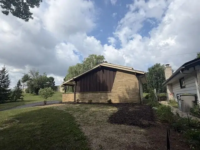 5435 S 15th PLACE, Milwaukee, WI 53221 - #3