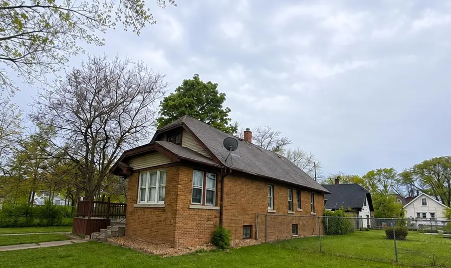 4609 N 37th STREET, Milwaukee, WI 53209 - #2
