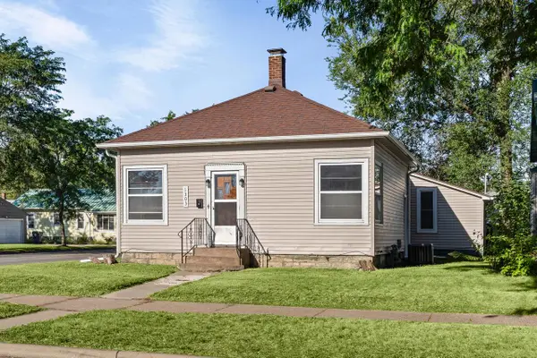 1303 Kane STREET, La Crosse, WI 54603