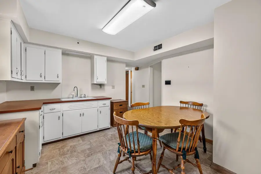 4031 W Morgan AVENUE, Milwaukee, WI 53221 - #2