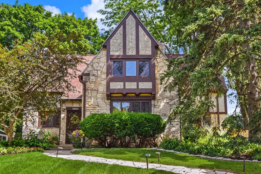7440 Oakhill AVENUE, Wauwatosa, WI 53213 - #2