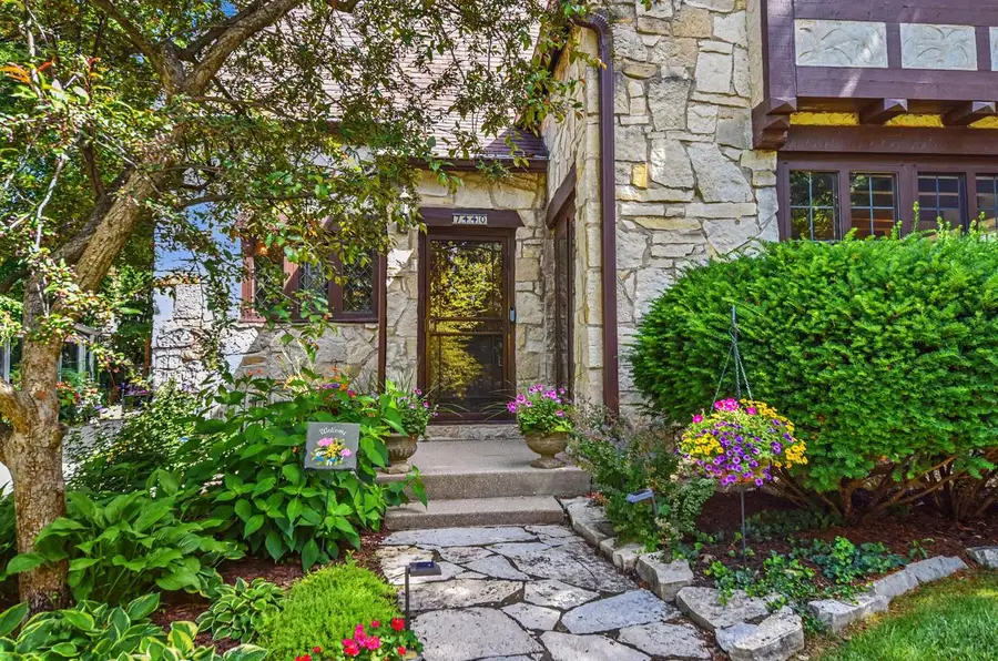 7440 Oakhill AVENUE, Wauwatosa, WI 53213 - #3