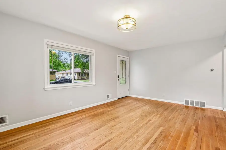 2958 S 102nd STREET, West Allis, WI 53227 - #3