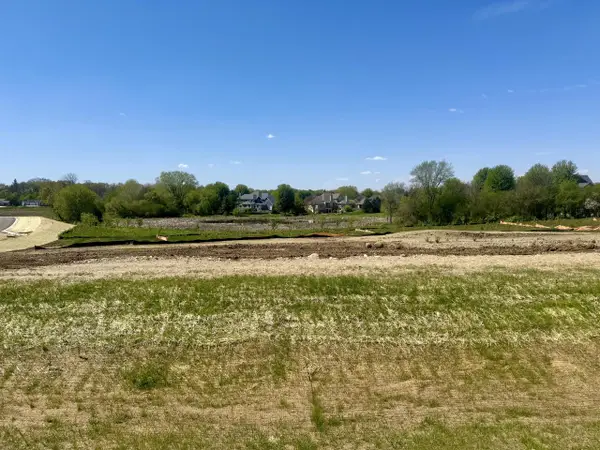 W251S5353 SAGE ROAD, Waukesha, WI 53189