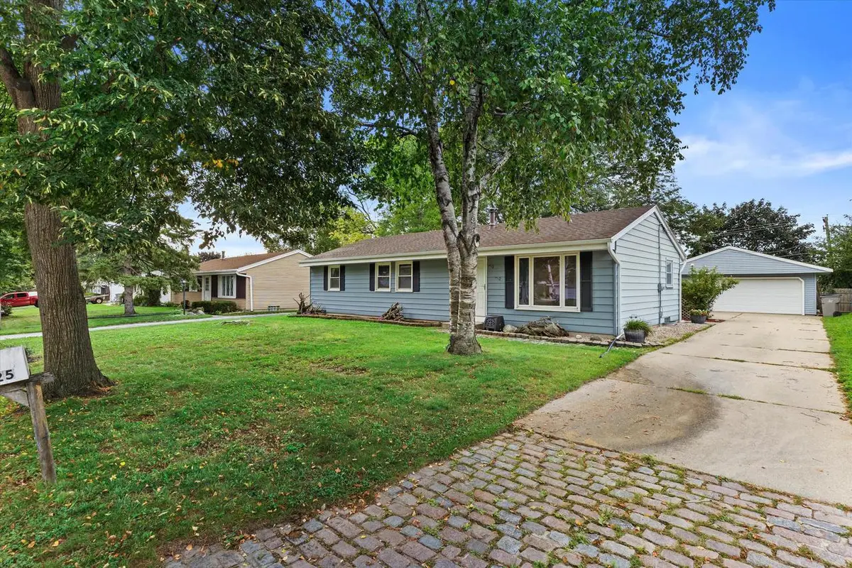 10425 W Terra AVENUE, Milwaukee, WI 53224 - #1