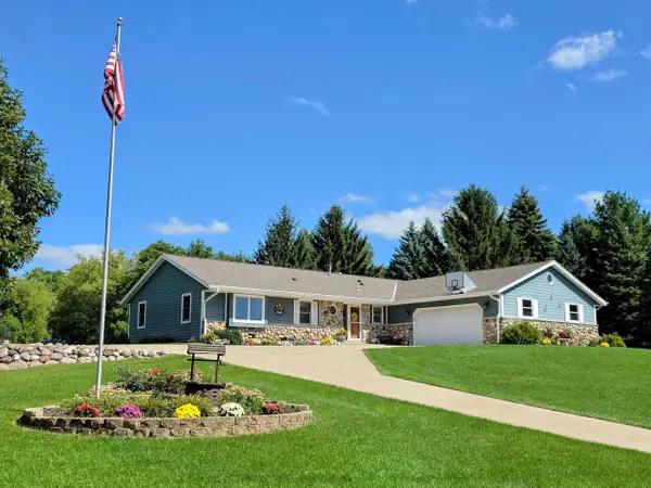 334 Belvedere W, Colgate, WI 53017