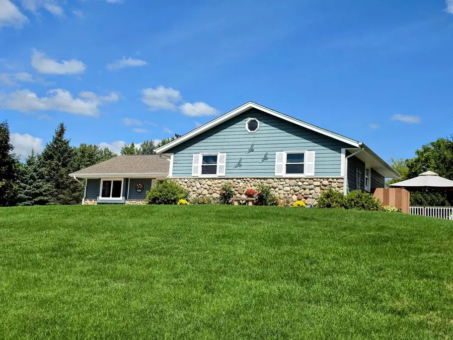 334 Belvedere W, Colgate, WI 53017 - #2
