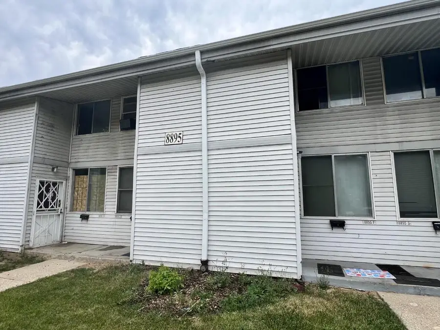 8895 N Swan ROAD #G, Milwaukee, WI 53224 - #2