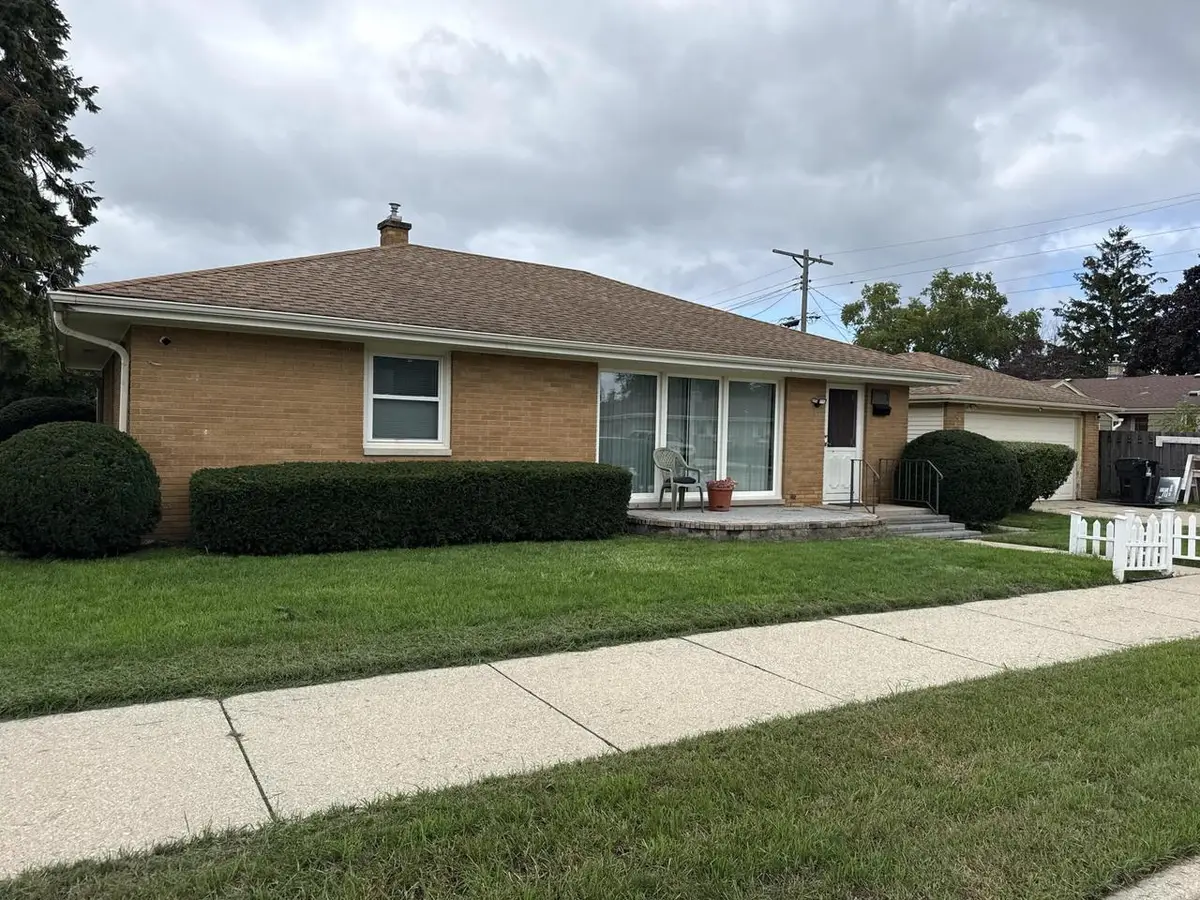 3800 Lasalle STREET, Racine, WI 53402 - #1