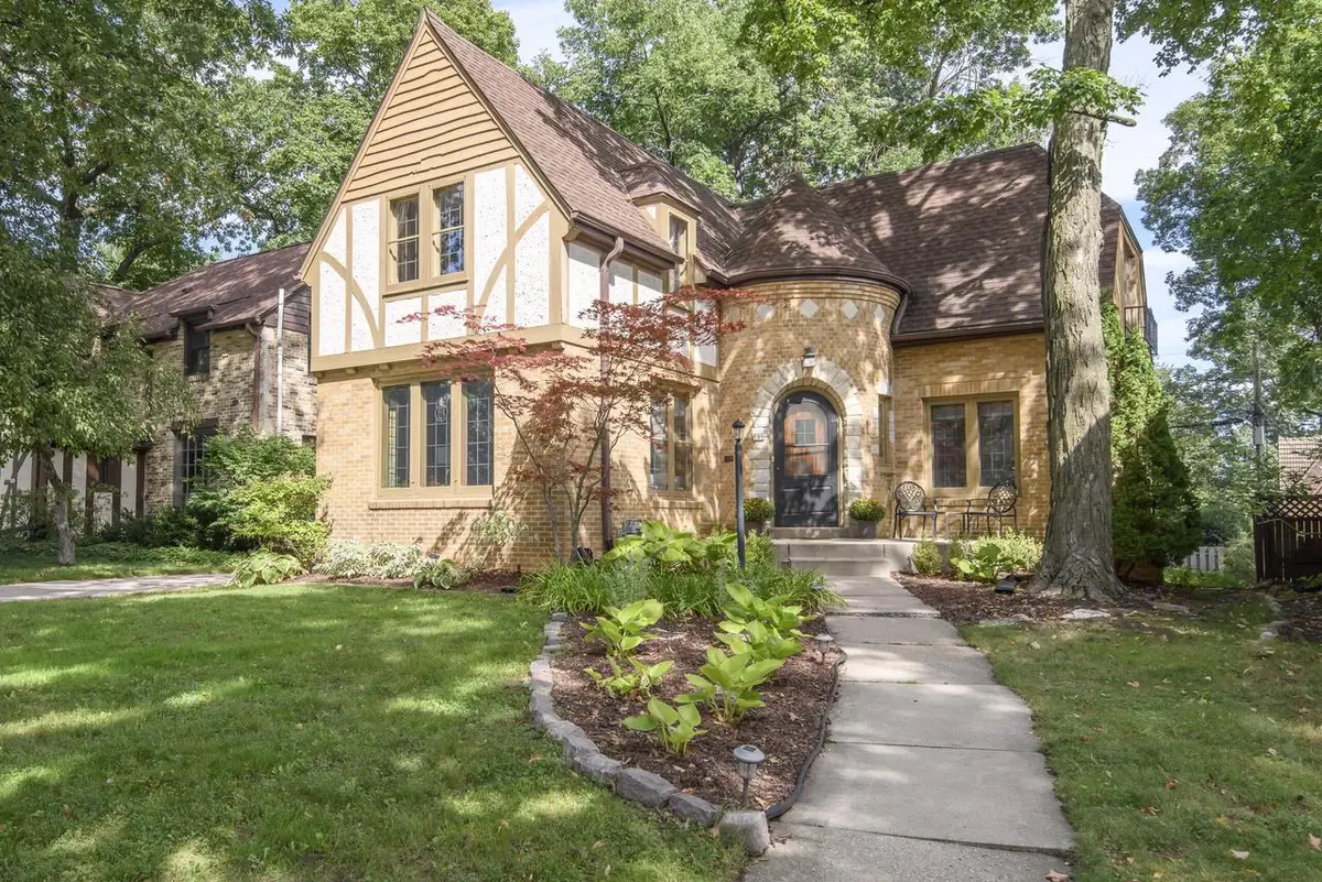 108 N 88th STREET, Wauwatosa, WI 53226 - #1