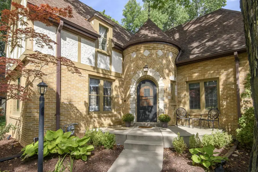 108 N 88th STREET, Wauwatosa, WI 53226 - #2