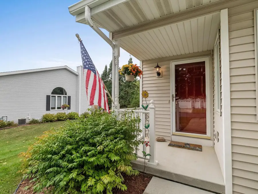 1504 Deer Brook DRIVE, Two Rivers, WI 54241 - #3