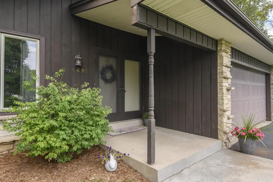 4695 Wessex DRIVE, Brookfield, WI 53045 - #3