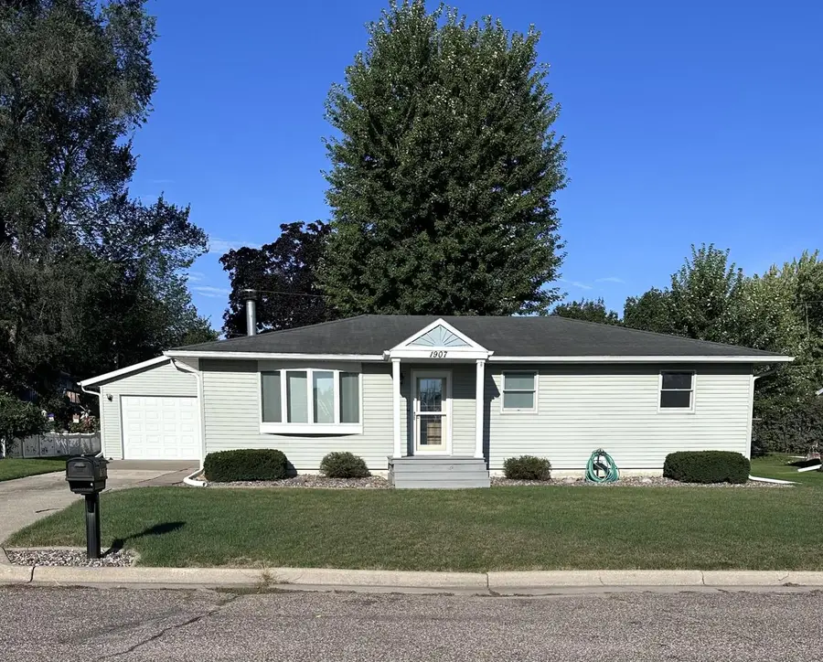 1907 La Crescent COURT, La Crosse, WI 54603 - #2
