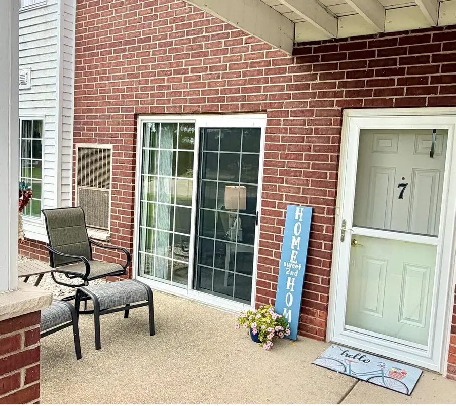 8201 Lexington PLACE #7, Pleasant Prairie, WI 53158 - #3