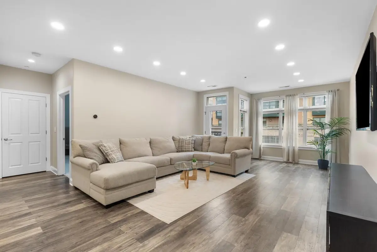 1905 N Water STREET #409, Milwaukee, WI 53202 - #1