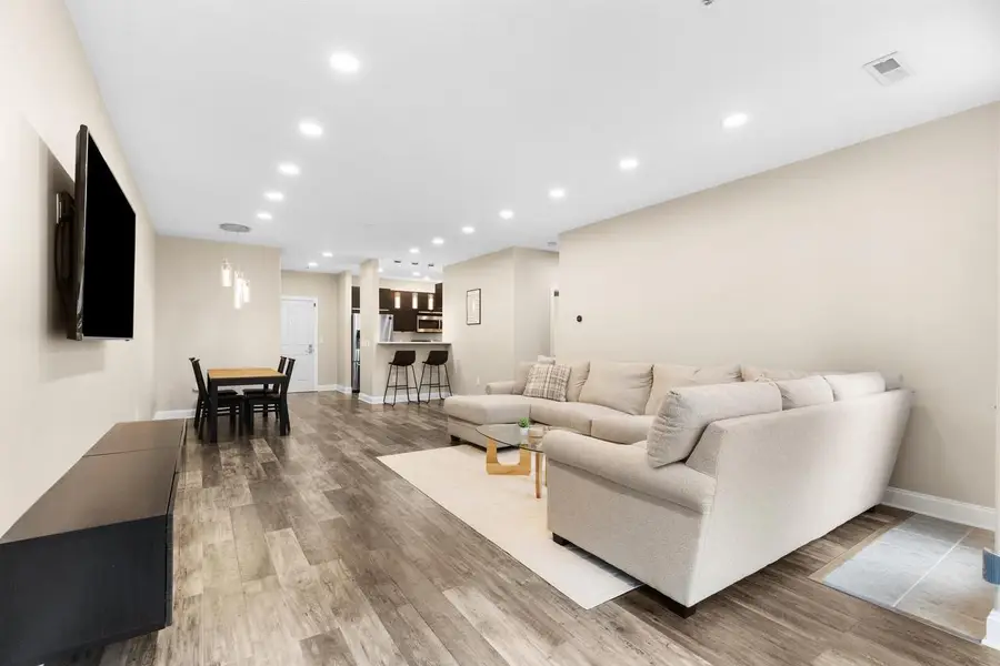 1905 N Water STREET #409, Milwaukee, WI 53202 - #2