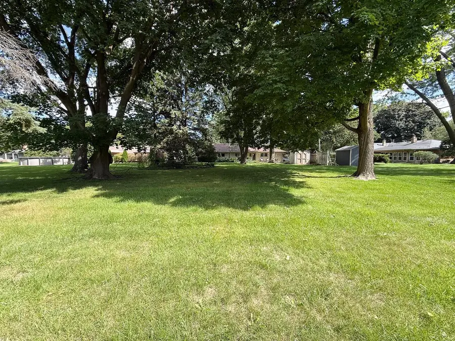 3121 N 105th STREET, Wauwatosa, WI 53222 - #2