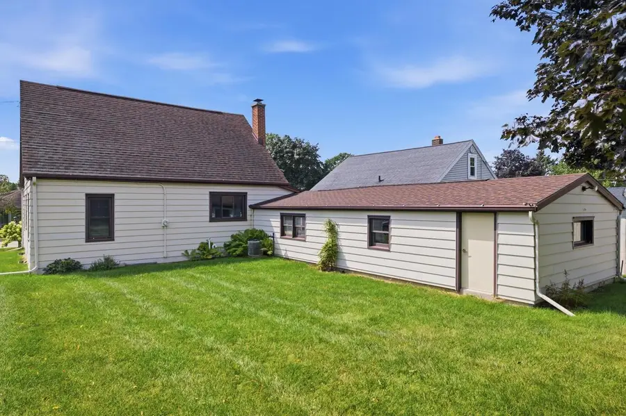 300 St Rose AVENUE, Fredonia, WI 53021 - #3