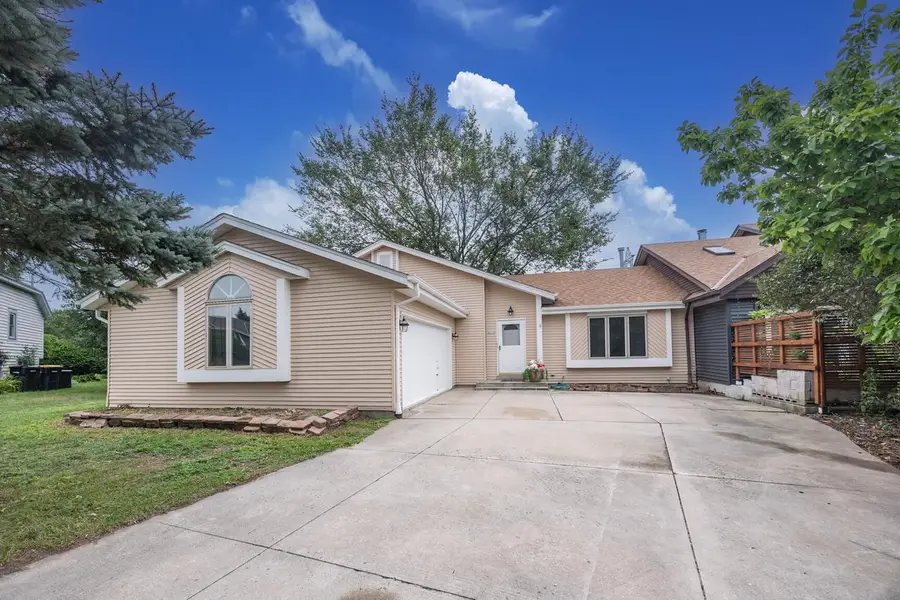 8570 N Meadowside COURT, Brown Deer, WI 53223 - #3