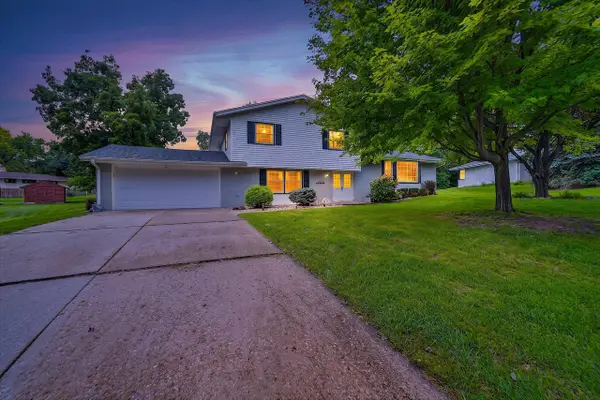 12725 Cardinal Crest DRIVE, Brookfield, WI 53005