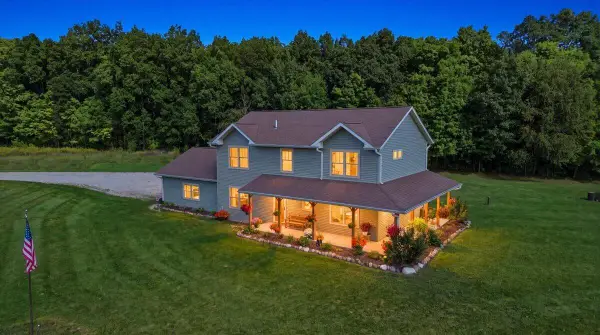 N4233 Glacier ROAD, Plymouth, WI 53073