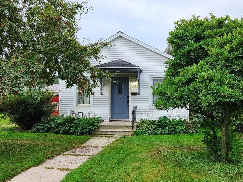 315 Monroe STREET, Sheboygan Falls, WI 53085 - #1
