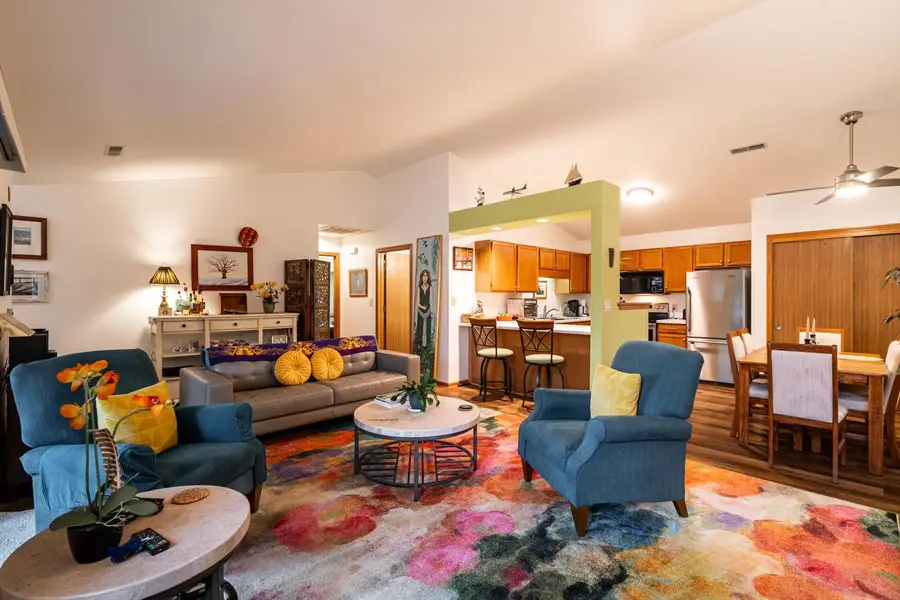 6185 S Creekside DRIVE #5, Cudahy, WI 53110 - #2
