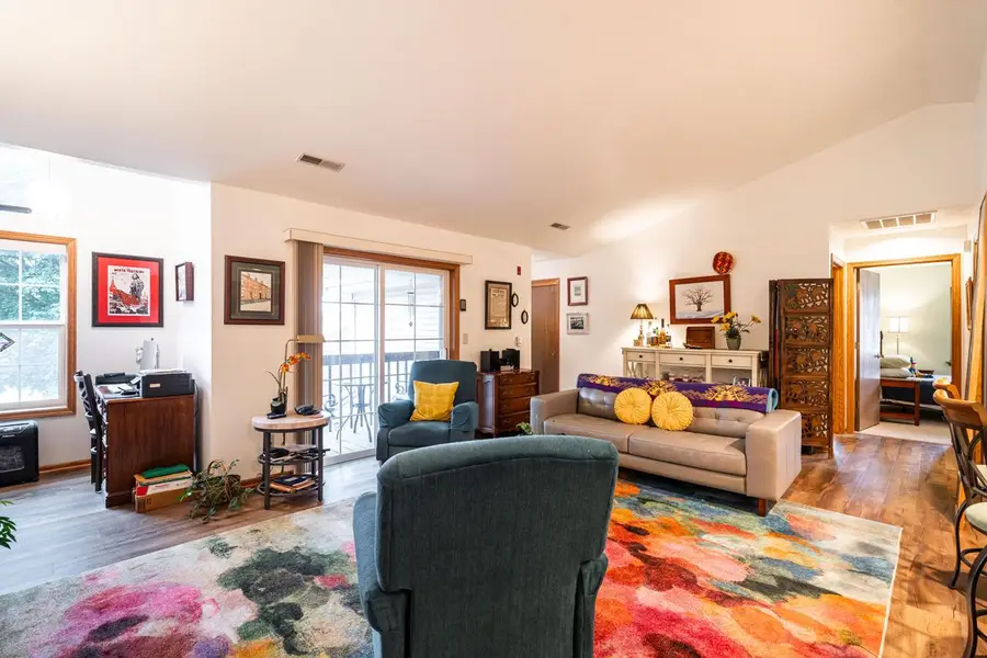 6185 S Creekside DRIVE #5, Cudahy, WI 53110 - #3