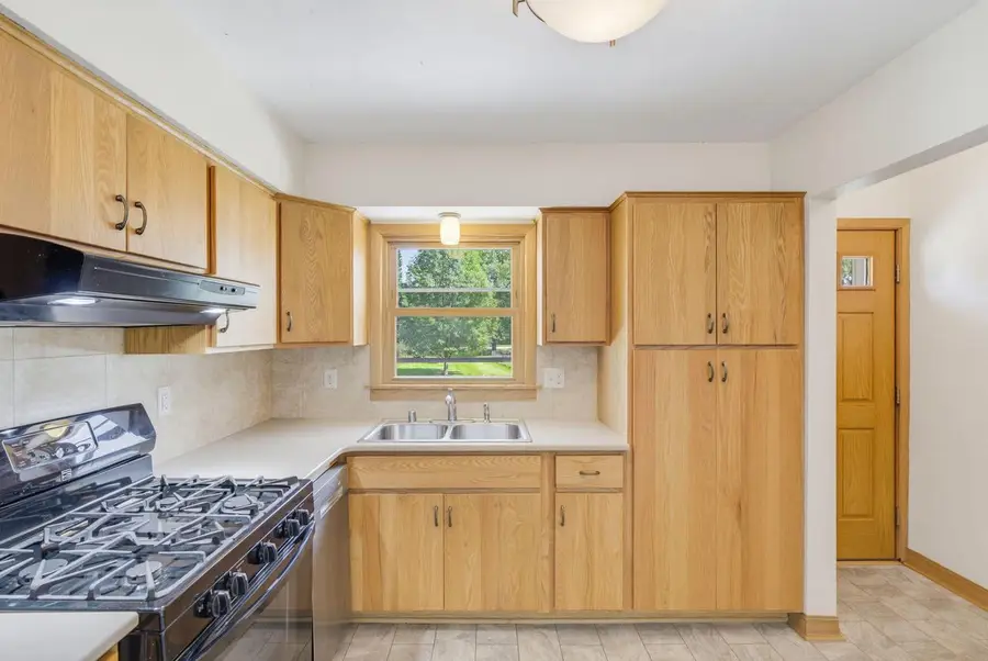 N65W14104 Hazel K CIRCLE, Menomonee Falls, WI 53051 - #2