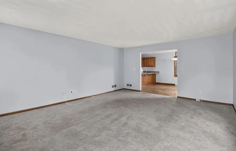 N48W16103 Lone Oak LANE, Menomonee Falls, WI 53051 - #2