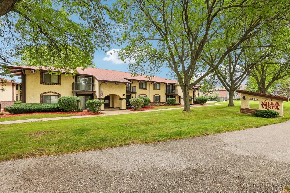 N82W13506 Fond Du Lac AVENUE #A207, Menomonee Falls, WI 53051 - #1
