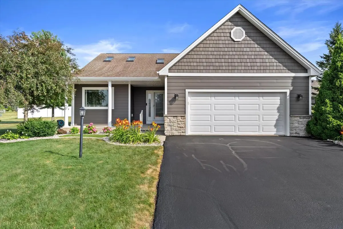 6413 Merganser DRIVE, Mount Pleasant, WI 53406 - #1