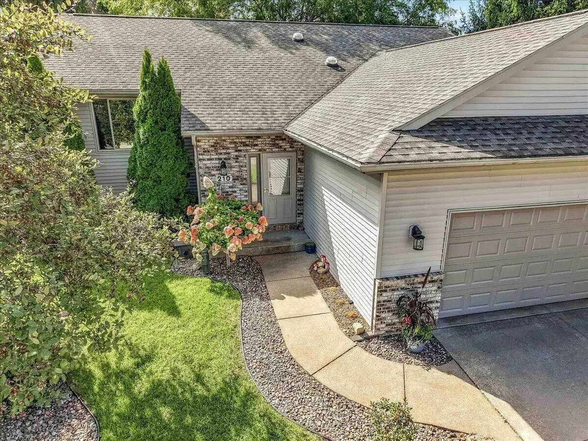 210 Kenneda STREET, Holmen, WI 54636 - #1