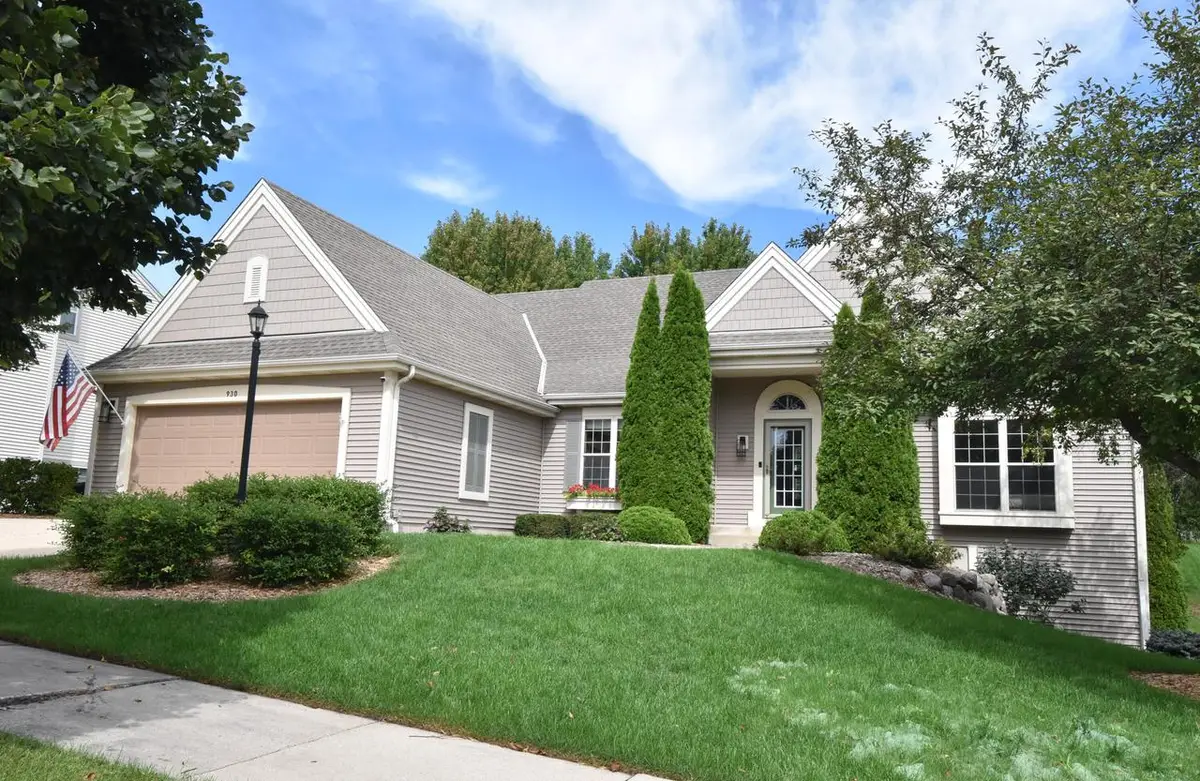 930 Dana LANE, Waukesha, WI 53189 - #1