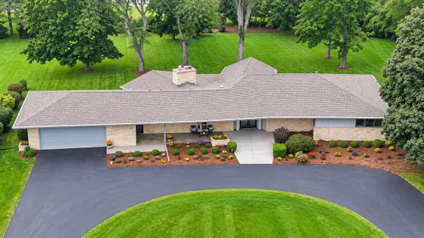 9345 N Thrush LANE, Bayside, WI 53217