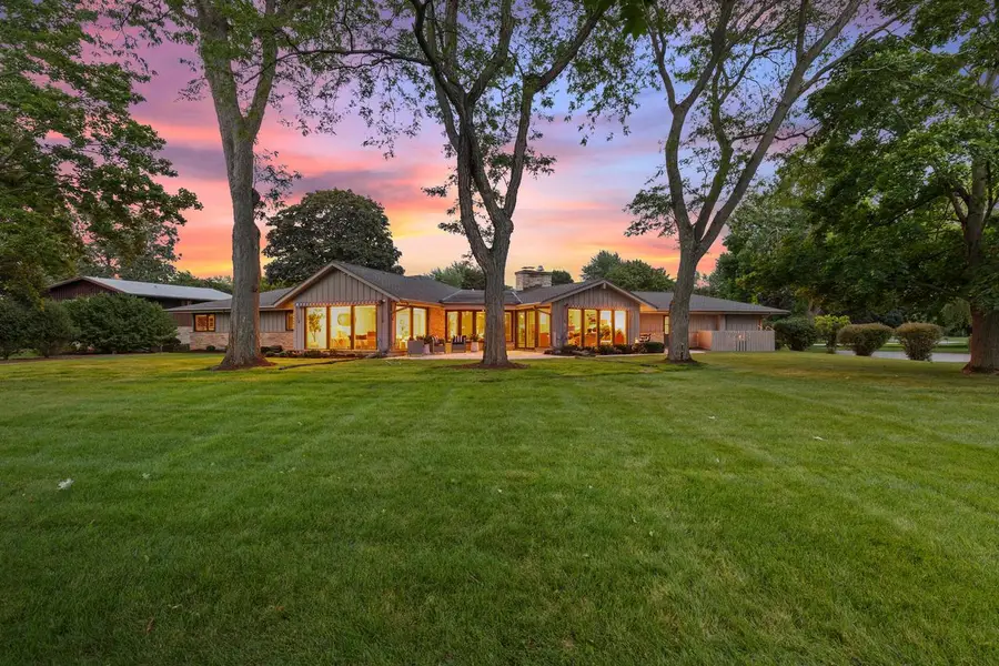 9345 N Thrush LANE, Bayside, WI 53217 - #2