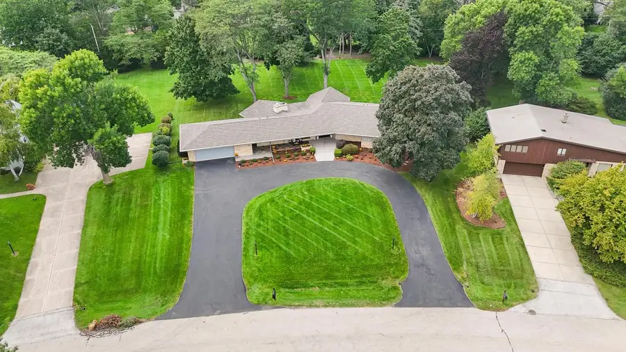 9345 N Thrush LANE, Bayside, WI 53217 - #3