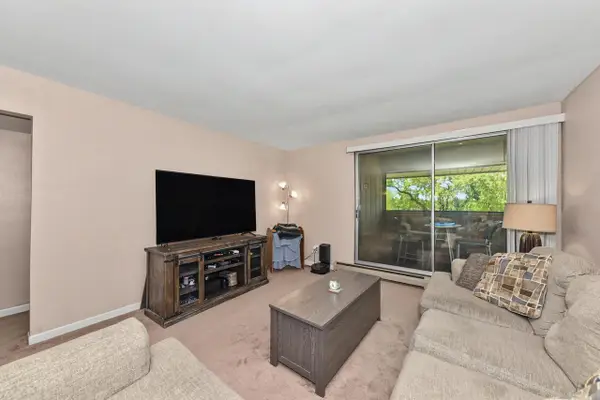 11907 W Appleton AVENUE #20, Milwaukee, WI 53224