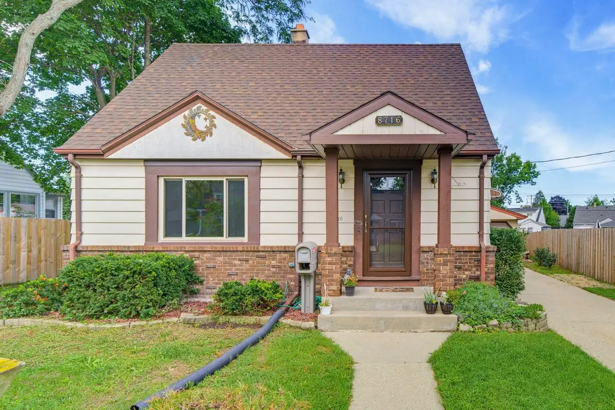 8716 W Boone AVENUE, West Allis, WI 53227 - #1